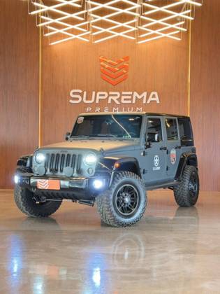 JEEP WRANGLER 3.6 UNLIMITED SPORT 4X4 V6 GASOLINA 4P AUTOMÁTICO JEEP WRANGLER 3.6 UNLIMITED SPORT 4X4 V6 GASOLINA 4P AUTOMÁTICO